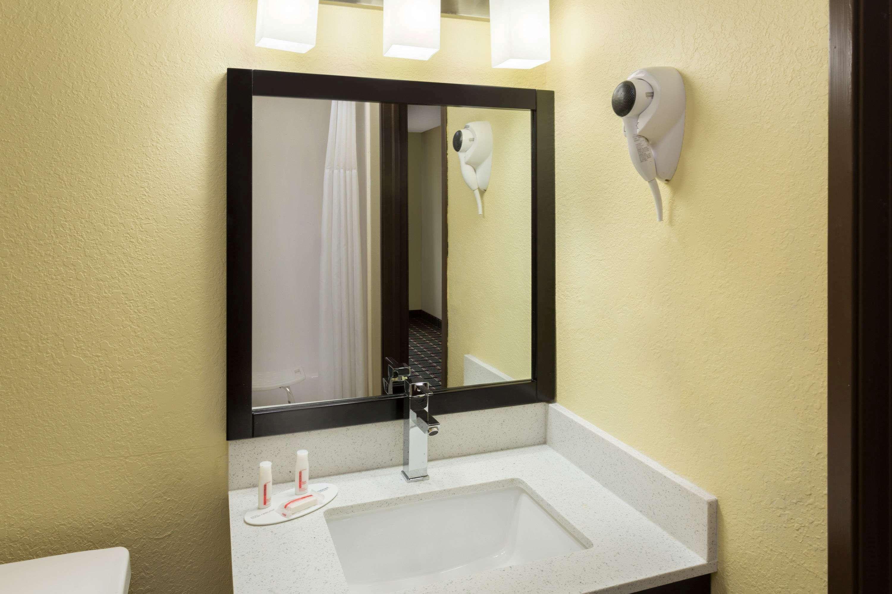 Motel Super 8 By Wyndham Marietta Extérieur photo